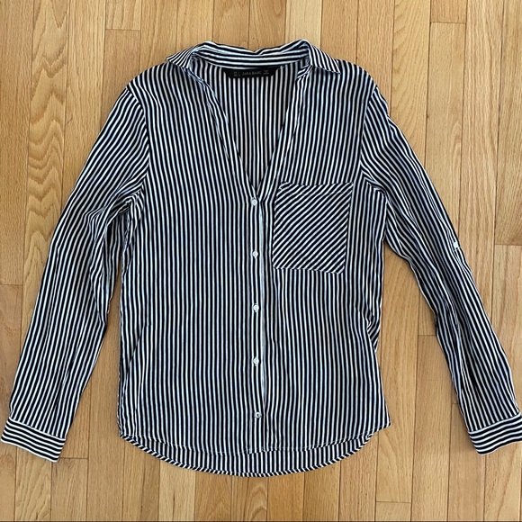 Zara Tops - Zara striped black/white blouse